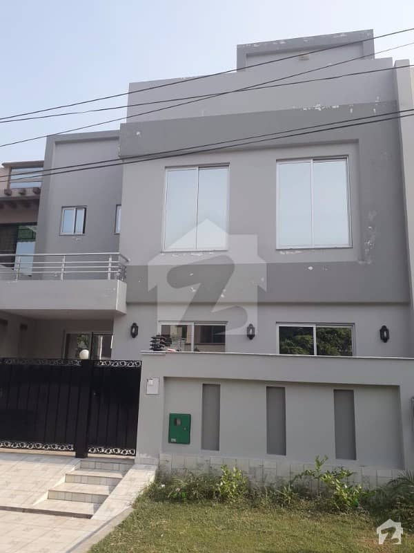 Near Grand Mosque 6 Marla Double Storey Like Brand New House For Rent 4 Bed Room House Available For Rent