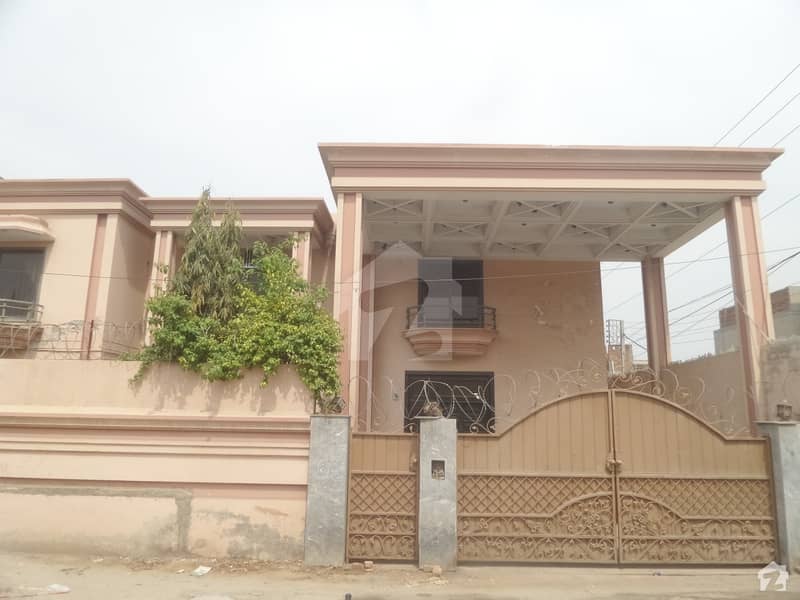 The Best House For Living Purpose At Haseeb Shaheed Colony Satiana Road