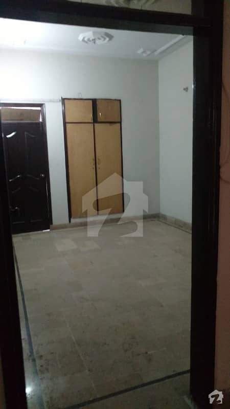 Gulshan-e- Iqbal Metrovil 3 Portion Available For Rent