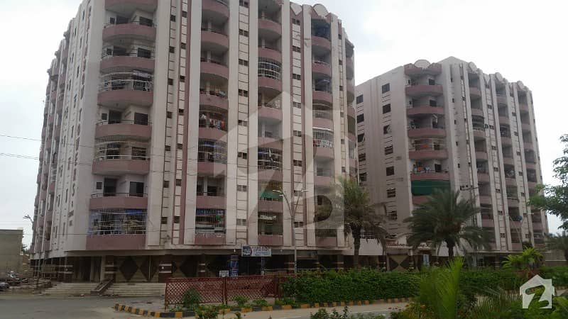رین بو ٹاورز اینڈ شاپنگ مال گلشنِ معمار گداپ ٹاؤن کراچی میں 2 کمروں کا 3 مرلہ فلیٹ 13 ہزار میں کرایہ پر دستیاب ہے۔