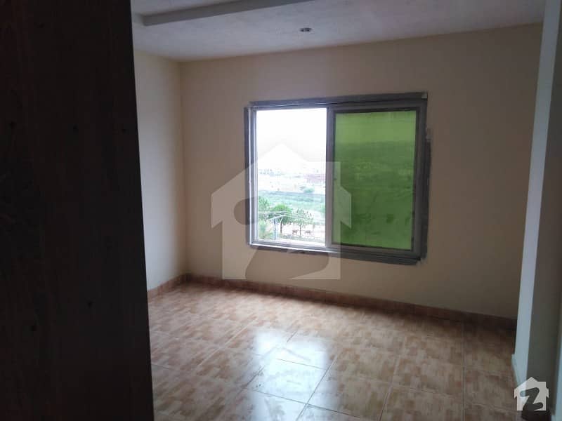 Single Bedroom Flat For Sale Outstanding Location