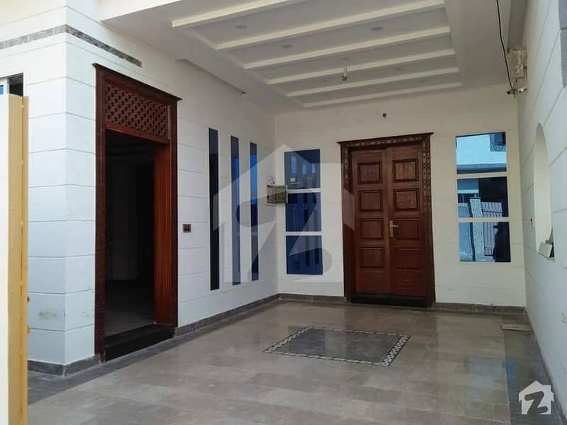 6 Marla Luxury Brand New Double Storey Houses For Rent Available Near Model Town