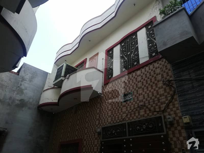 سیالکوٹ بائی پاس گوجرانوالہ میں 3 کمروں کا 5 مرلہ مکان 52 لاکھ میں برائے فروخت۔