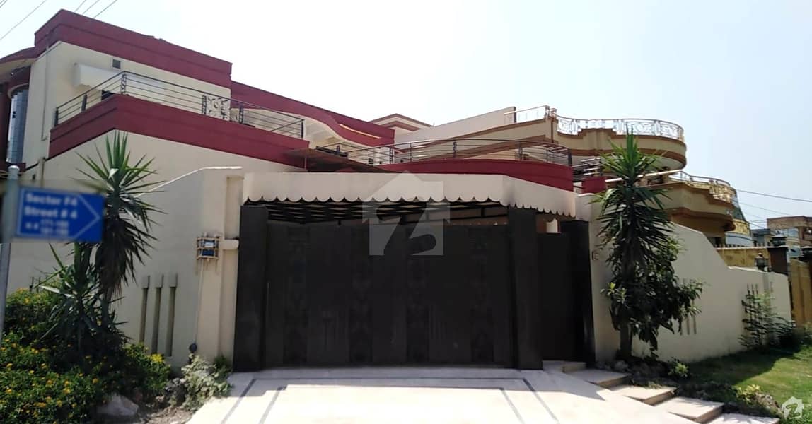 حیات آباد فیز 6 - ایف4 حیات آباد فیز 6 حیات آباد پشاور میں 12 کمروں کا 1 کنال مکان 4.8 کروڑ میں برائے فروخت۔