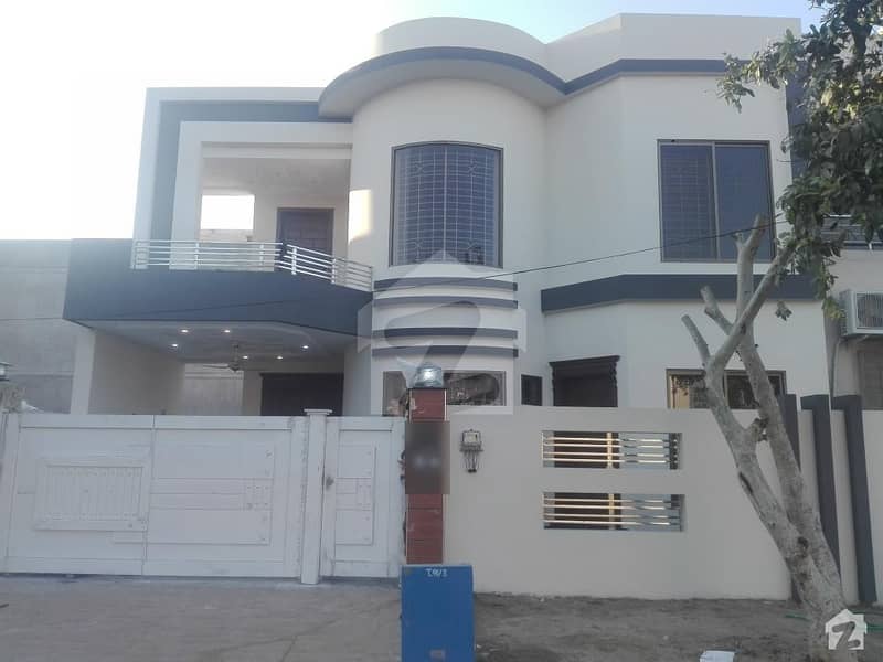 House Is Available For Sale In DC Colony