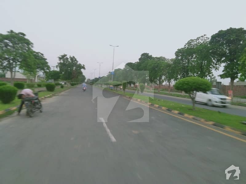 5 Marla Residential Plot For Sale In Eden Boulevard Near College Road Lahore