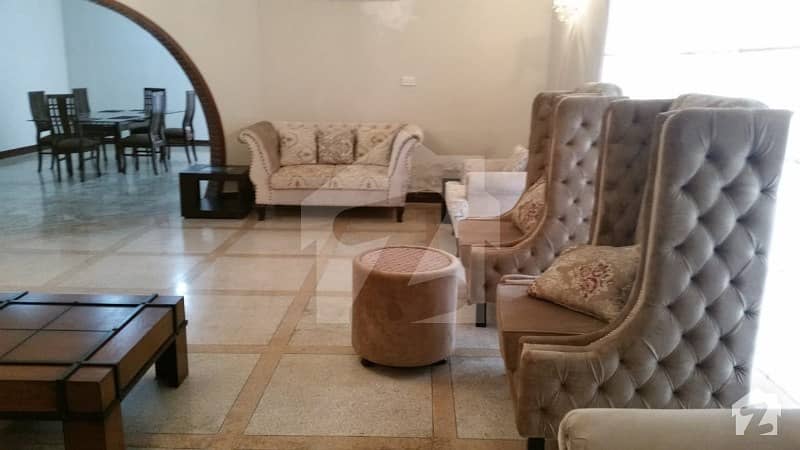 DHA Phase VI Small Nishat Near To Park 500 Yards Upper Portion For Rent