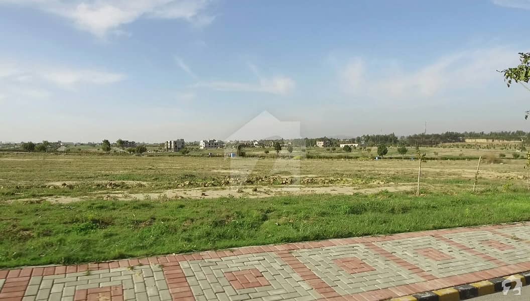 D Block 10 Marla Plot For Sale Top City 1 Block D, Top City 1