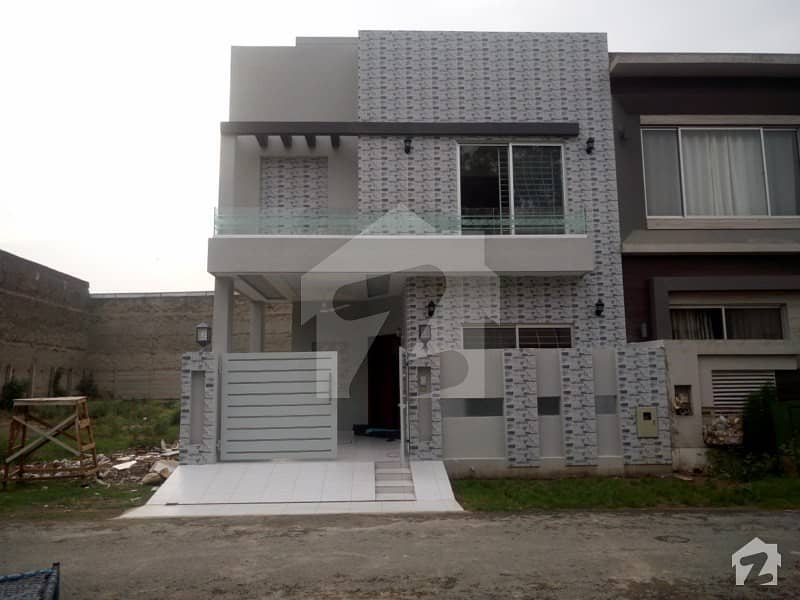 Solid Construction With Elegance For Luxury Lifestyle House For Sale