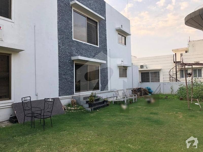 بحریہ ٹاؤن راولپنڈی راولپنڈی میں 6 کمروں کا 1 کنال مکان 3.6 کروڑ میں برائے فروخت۔