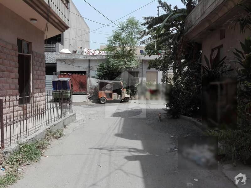 Prime Location House Is Available For Sale Allama Iqbal Town Kashmir