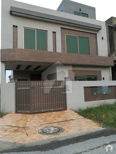 5 Marla House Is Available For Sale 5 Marla House Is Available For Sale