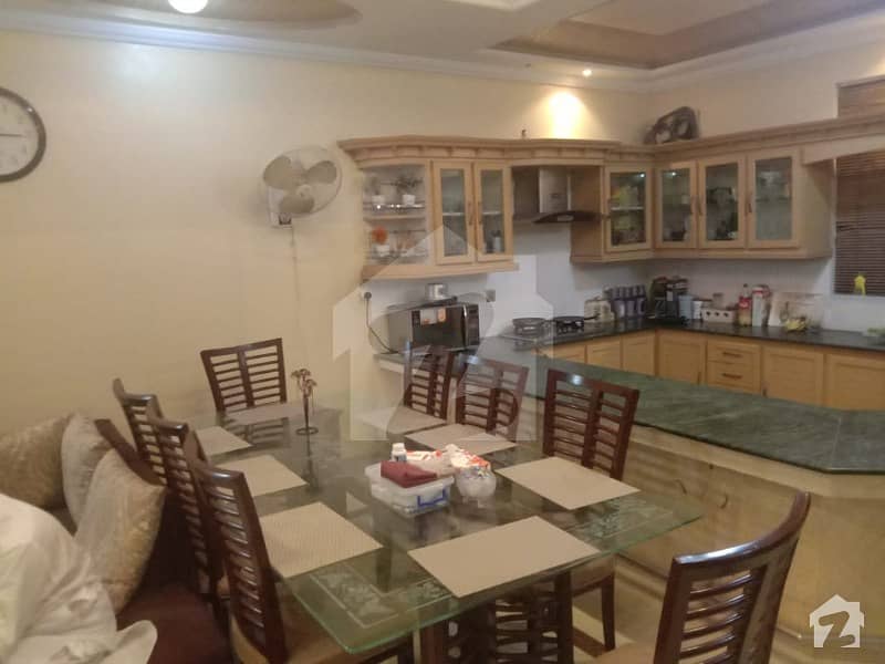 Upper Portion Available For Rent In Allama Iqbal Town