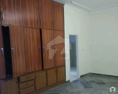 1 Kanal Lower Portion Is Available For Rent In Model Town - Block M 1 Kanal Lower Portion Is Available For Rent In Model Town - Block M