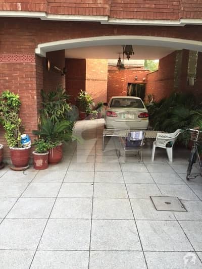 32 Marla Double Storey Corner House For Rent Township