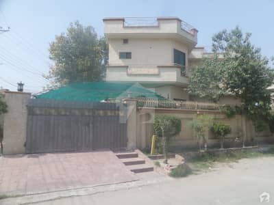 Upper Portion Available For Rent In Khayaban-e-Green