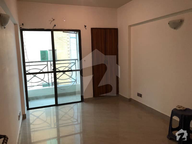 Dha Ittehad Commercial 2 Bed Apartment For Rent