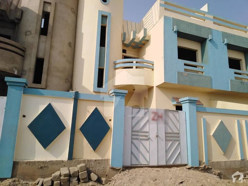 ہالا ناکا حیدر آباد میں 4 کمروں کا 5 مرلہ مکان 48.6 لاکھ میں برائے فروخت۔