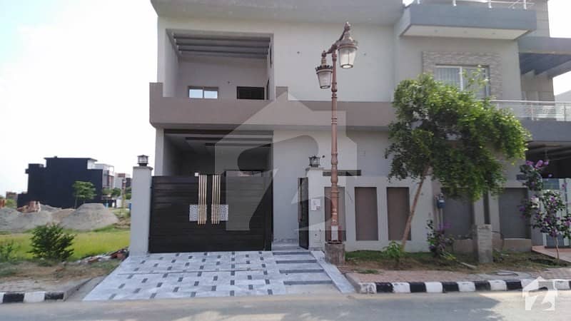 7 Marla Ideal Location Double Storey House For Sale On 80 Ft Road  In M 7 A Block Lake City Lahore