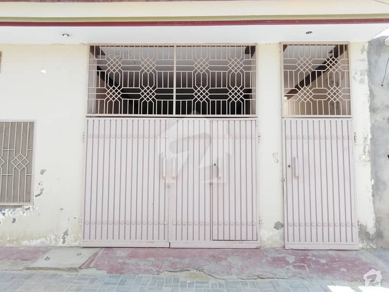 شاداب کالونی بہاولپور میں 2 کمروں کا 6 مرلہ مکان 22 ہزار میں کرایہ پر دستیاب ہے۔