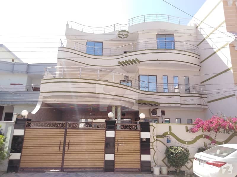 10 Marla Triple Storey House For Sale