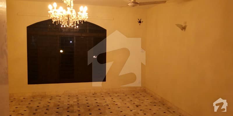 1 Kanal Full  Luxury Bungalow For Rent In DHA Phase 3
