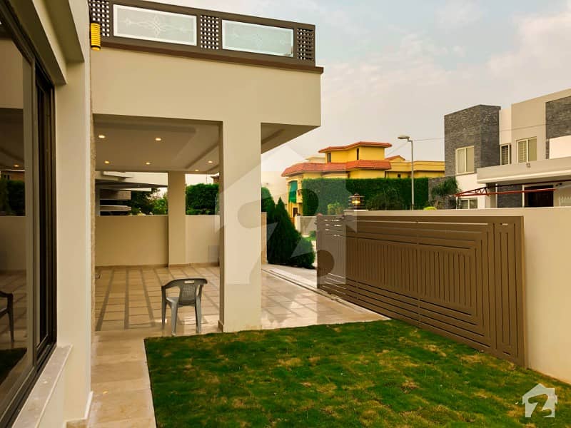 High Quality Practically 6 Bed Room House For Sale