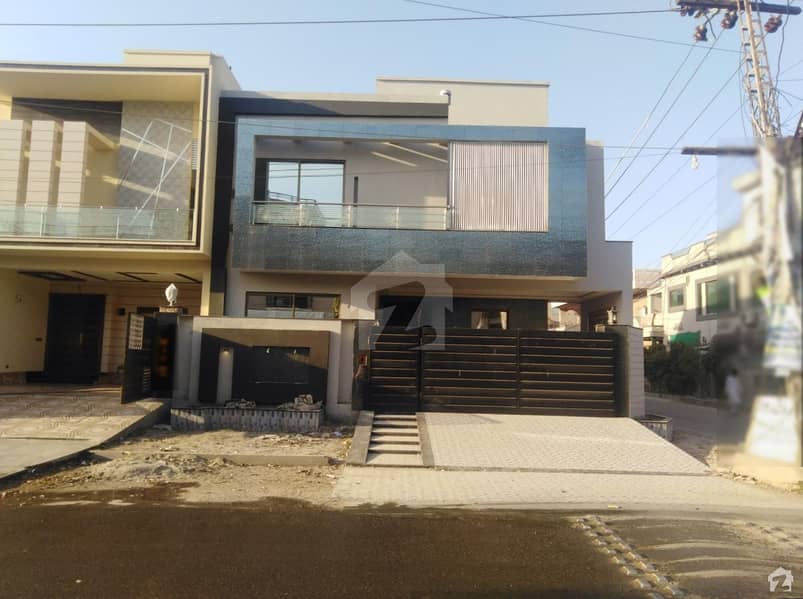 10 Marla Brand New House Is Available For Sale