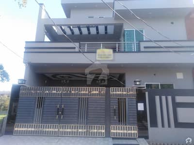 10 Marla Brand New House Is Available For Sale 10 Marla Brand New House Is Available For Sale