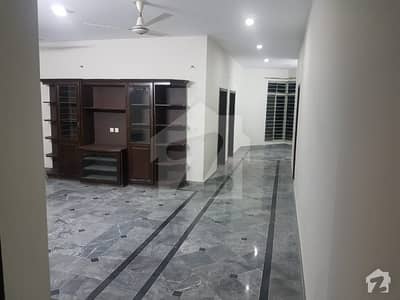Newly Renovated Upper Portion For Rent