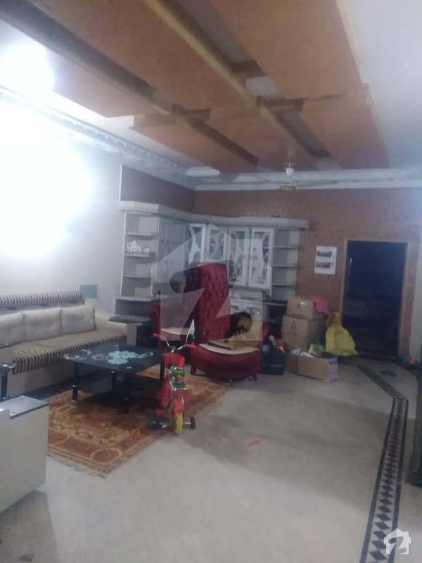 جوہر ٹاؤن فیز 2 جوہر ٹاؤن لاہور میں 3 کمروں کا 12 مرلہ بالائی پورشن 34 ہزار میں کرایہ پر دستیاب ہے۔