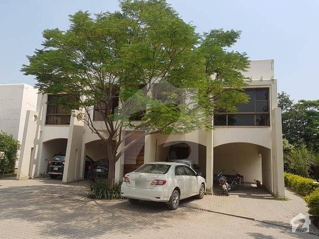 گرین ایکڑز ہاؤسنگ سوسائٹی لاہور میں 2 کمروں کا 9 مرلہ فلیٹ 1.05 کروڑ میں برائے فروخت۔