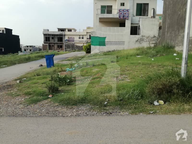 Plot 420 For Sale Bahria Town Phase 8 Umer Block, Bahria Town Phase 8 Safari Valley