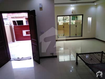 Brand New Luxury Portion For Rent In State Life Housing Society Lahore Phase 1 Opposite To Dha Phase 5 Brand New Luxury Portion For Rent In State Life Housing Society Lahore Phase 1 Opposite To Dha Phase 5