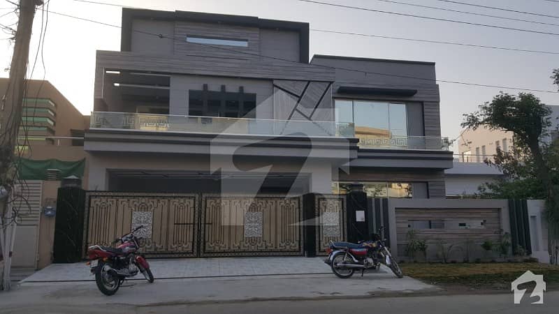 1 Kanal Corner Brand New Double Storey House For Sale