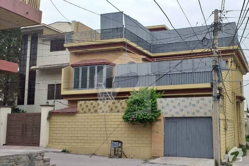 Double Storey Semi Commercial House 2 Side Corner Size 8 Marla 30x60 For Sale On Urgent Basis