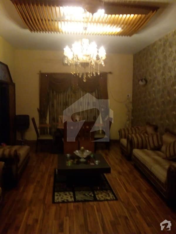کلفٹن ۔ بلاک 9 کلفٹن کراچی میں 3 کمروں کا 10 مرلہ فلیٹ 2.1 کروڑ میں برائے فروخت۔