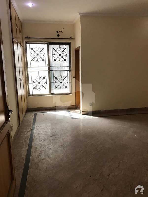 10 Marla Upper Portion Available For Rent At Islam Nagar