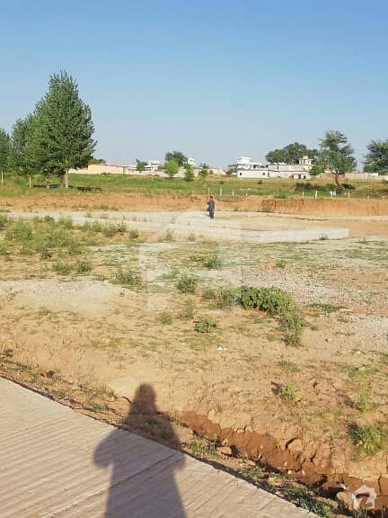 Plot For Sale - Beautiful Location, Near Bahria Enclave And Park View Societies. Roads, Sewage All Done