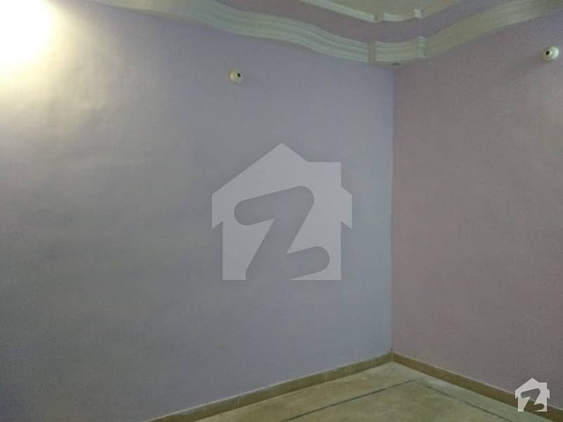 3rd floor available for rent 2 bed lounch