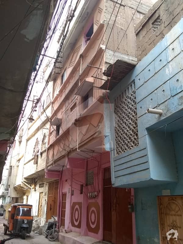 گلشنِ اقبال ٹاؤن کراچی میں 2 کمروں کا 3 مرلہ مکان 85 لاکھ میں برائے فروخت۔