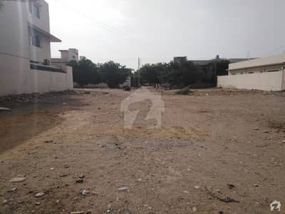 Out Class Location 240 Sq Yd Plot For Sale Out Class Location 240 Sq Yd Plot For Sale