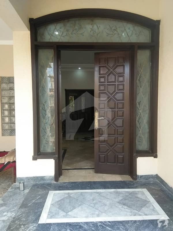 Semi Commercial Kanal Bungalow Prime Location Available In Garden Town