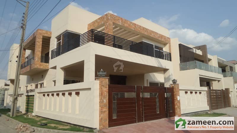 10 Marla Two Storey Corner House Available For Sale  Tech Town Satiana Road Faisalabad