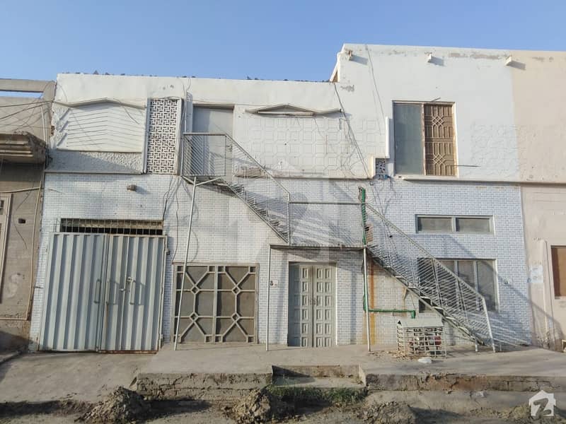 حسینی چوک بہاولپور میں 7 مرلہ عمارت 3. 5 کروڑ میں برائے فروخت۔