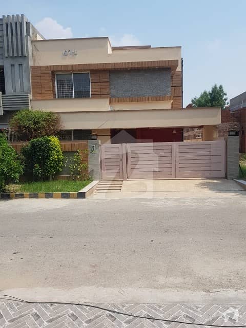 10  Marla House Available for rent in City Housing Phase 1