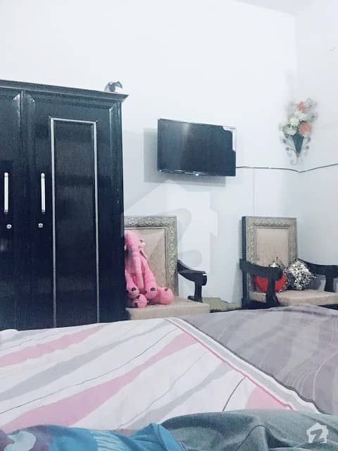 One Single Bed Room Or Attach Wash Room For Rent