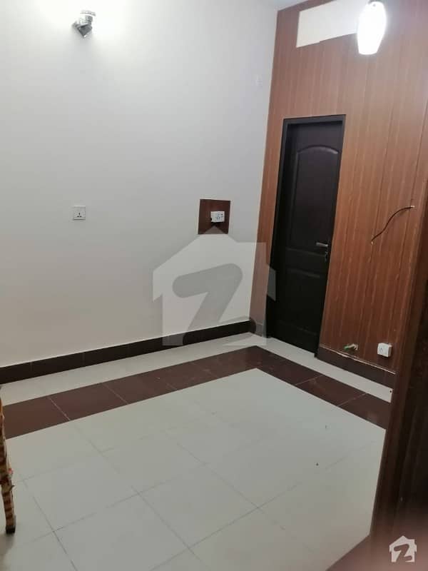 10 MARLA BEAUTIFUL LOWER PORTION AVAILABLE FOR RENT IN FAISAL TOWN