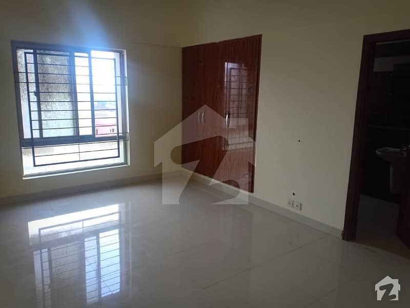4 bed appartment for rent