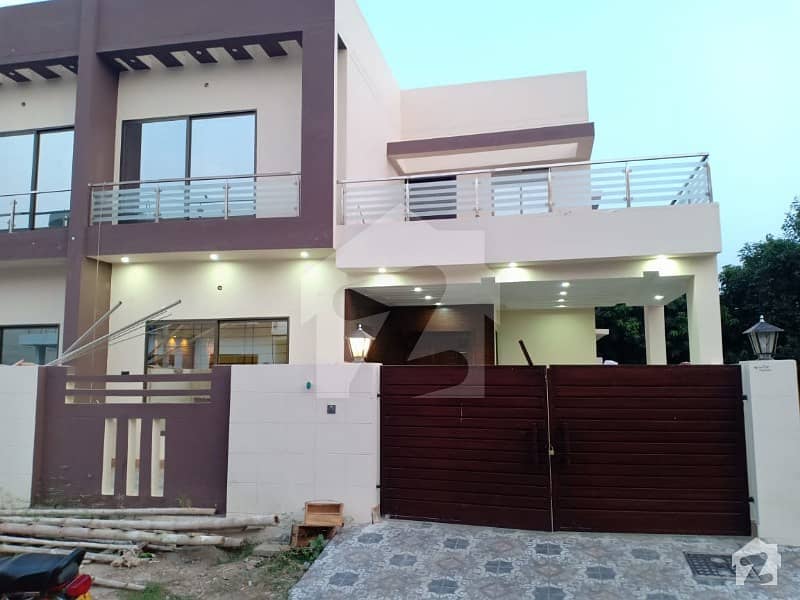 7 Marla Brand New Luxury House Is Available For Sale